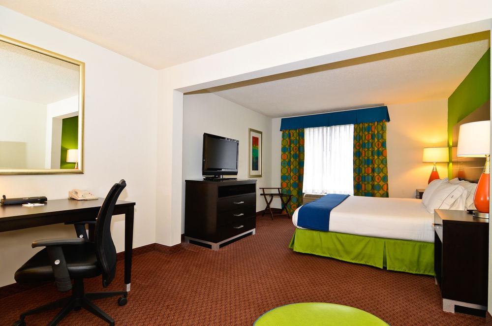 Holiday Inn Express Atlanta - Northeast I-85 - Clairmont Road By Ihg Chamblee Exterior photo