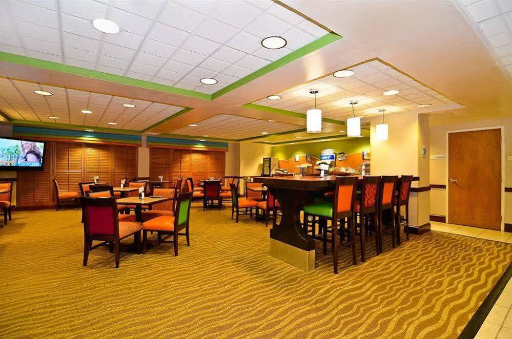 Holiday Inn Express Atlanta - Northeast I-85 - Clairmont Road By Ihg Chamblee Exterior photo